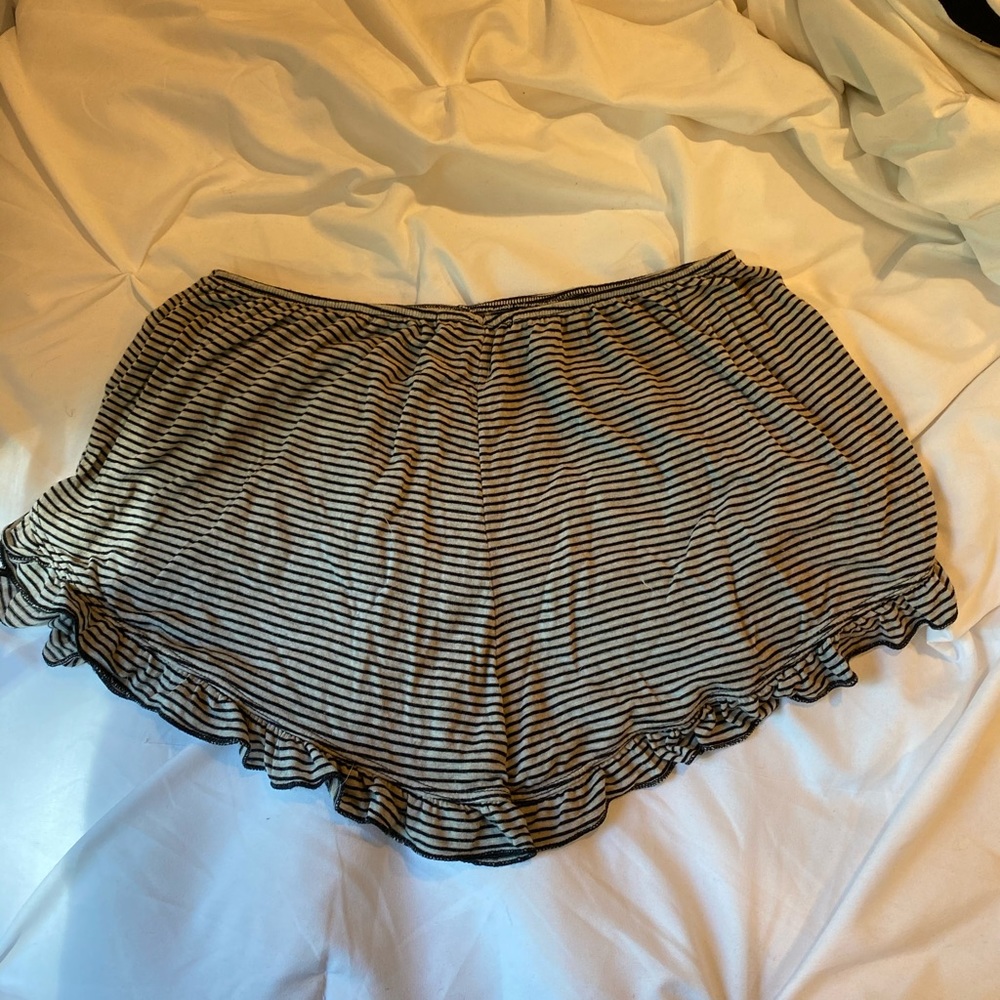 Brandy Melville stripe flowy shorts